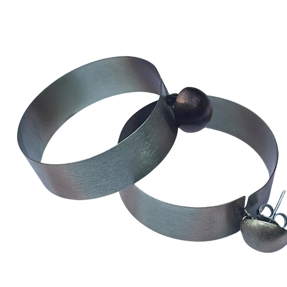 Brushed metal hoop earrings